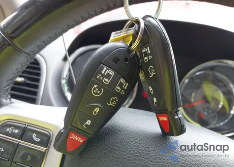 2012 Chrysler Town & Country Touring-L из США, поврежденный, VIN 2C4RC1CG5CR278917